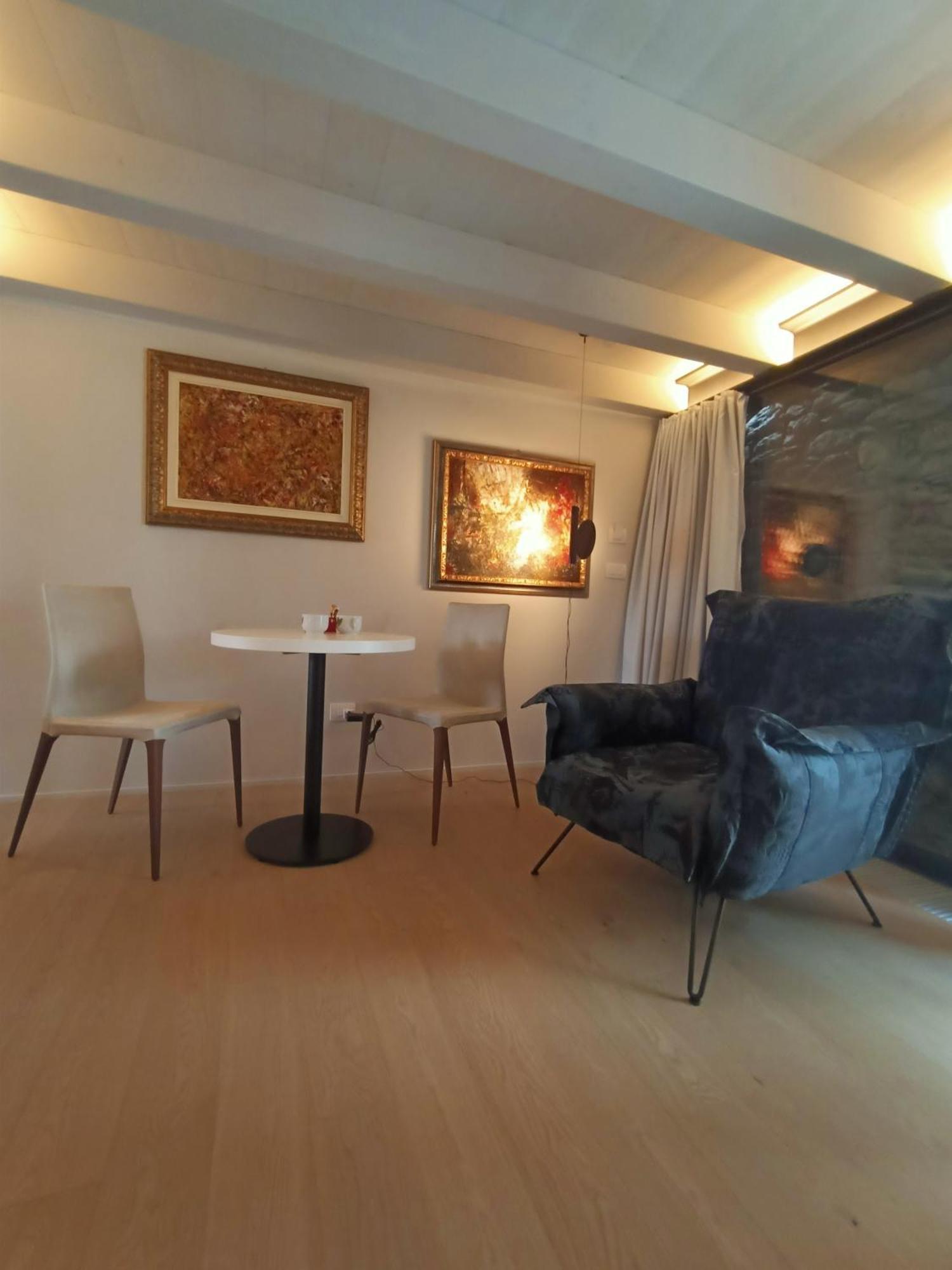 V&V Rentroom Design Gignod Pokój zdjęcie